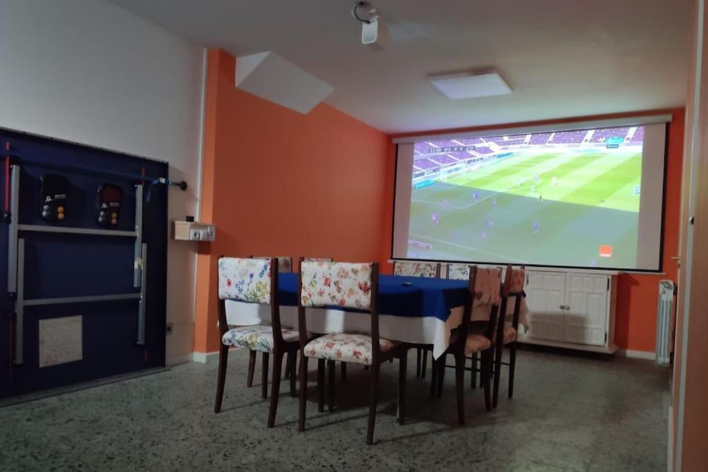 Casa Carmina: Casa Para Pequenos Grupos En El Corazon De Galicia O Irixo Ngoại thất bức ảnh