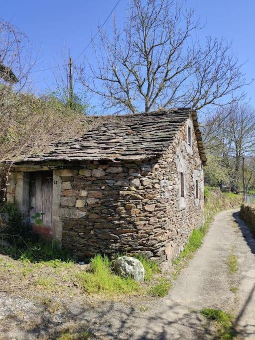 Casa Carmina: Casa Para Pequenos Grupos En El Corazon De Galicia O Irixo Ngoại thất bức ảnh